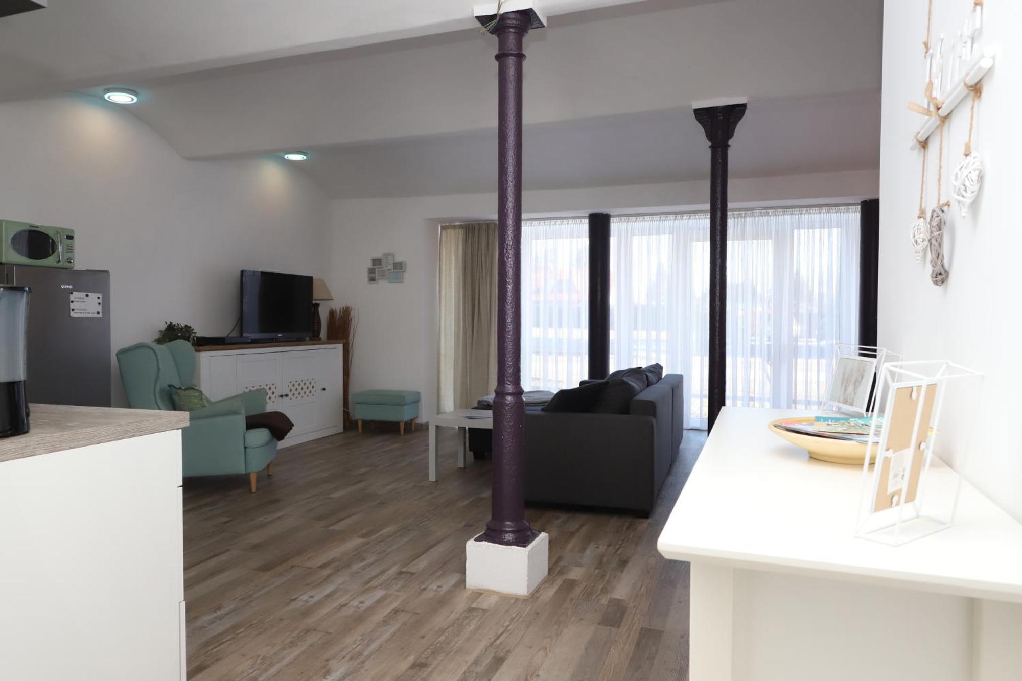 Gut Kuhfs Apartment Grosszossen Bagian luar foto